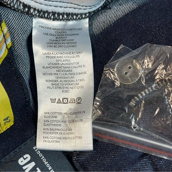 Anthropologie Maeve Women’s Dark Denim Jeans NWOT Size 24 (US 00) - Picture 6 of 9